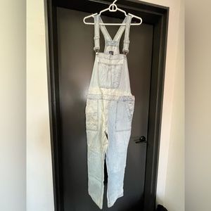 Gap Large denim overalls, NWOT, never worn